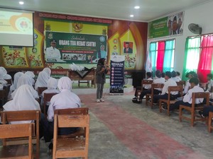 PT BSI Sosialisasi Pencegahan Pernikahan Dini ke Sekolah Menengah Banyuwangi
