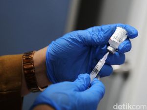 Video: Uganda Mulai Uji Coba Vaksinasi Ebola