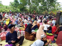 Jelang Ramadan, Ratusan Warga Musuk Boyolali Gelar Tradisi Sadranan