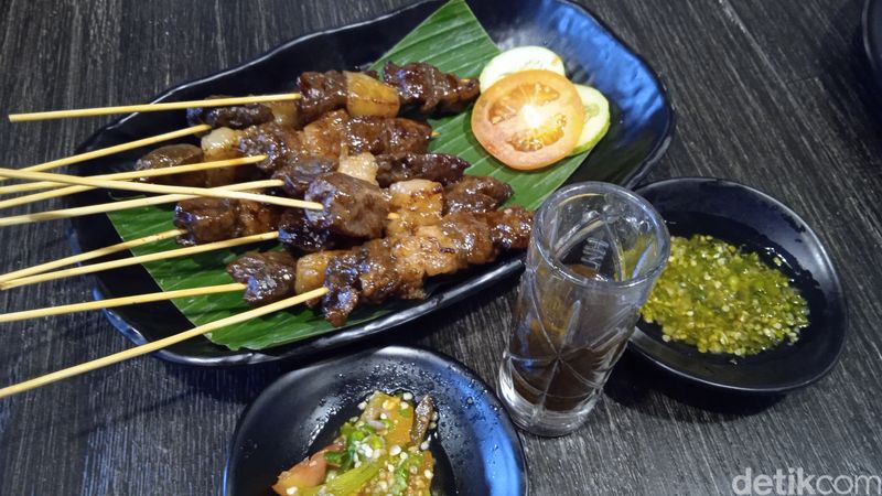 Sate Celup: Empuk Juicy! Sate Tenderloin Favorit Artis hingga Cawapres