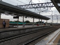 4 Stasiun Kereta Api Bersejarah di Jakarta dan Depok