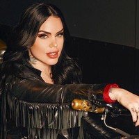 Wanita dengan lebih dari 2 juta follower itu mengaku jika kebiasaan aneh ini adalah untuk menjaga penampilan.  Foto: Instagram Sofia Clerici