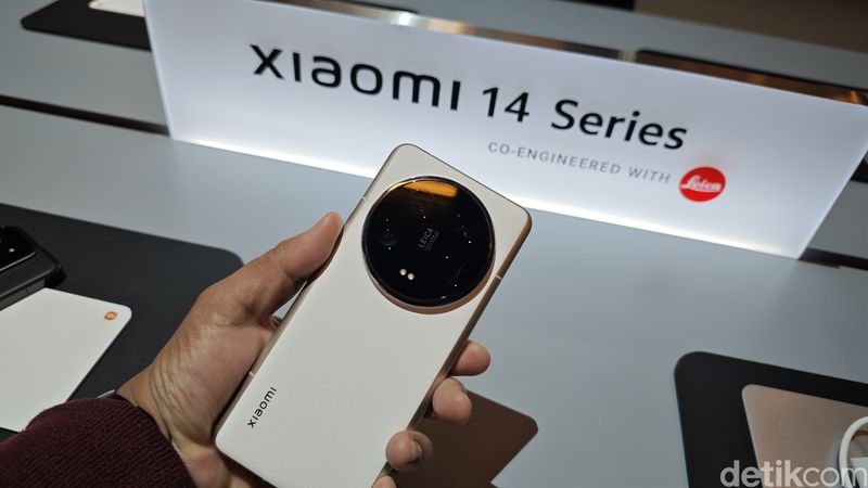 Xiaomi 14 Ultra diperkenalkan Xiaomi ke pasar global di Barcelona, Spanyol.