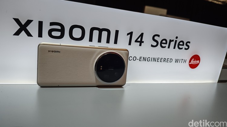 Xiaomi 14 Ultra diperkenalkan Xiaomi ke pasar global di Barcelona, Spanyol.