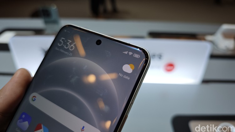 Xiaomi 14 Ultra diperkenalkan Xiaomi ke pasar global di Barcelona, Spanyol.