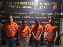 4 Pria di Taput Curi Alat Berat Pakai Mobil Crane, Dijual Rp 36 Juta ke Medan