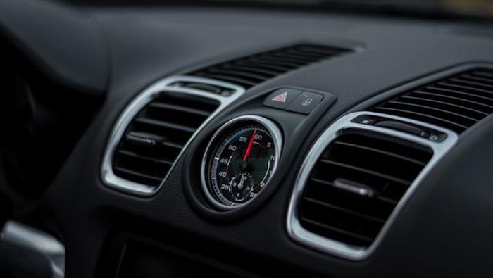 AC Mobil.
