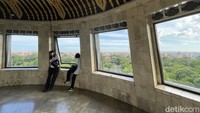 Madyaning Utama Mandala (Madianing Angga) adalah lantai tengah atau lantai dua yang dimanfaatkan untuk penempatan diorama. Utamaning Utama Mandala (Utamaning Angga) adalah lantai teratas yang berfungsi sebagai Ruang Peninjauan dan tempat menikmati keindahan di sekeliling monumen.