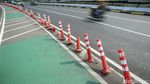 Duh! Stick Cone di Flyover Kuningan Rusak