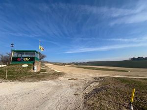 Lihat Lebih Dekat Motor Ranch, Tempat Latihan Rossi dan Anak Didiknya