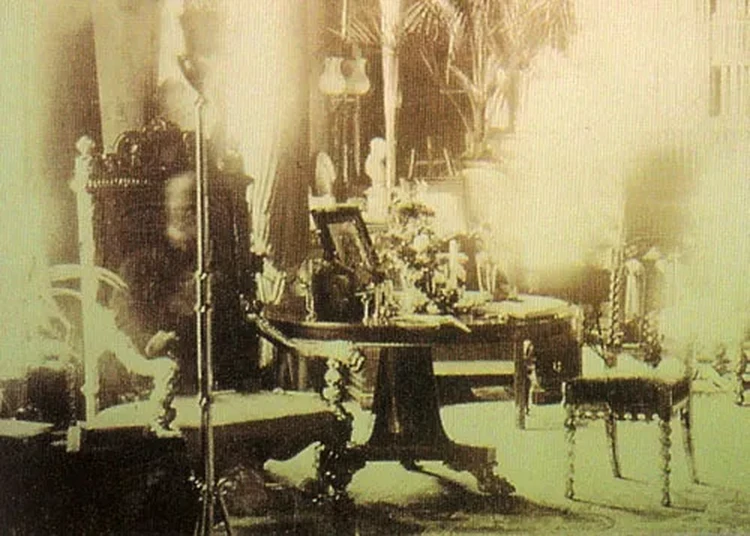 Foto Penampakan Hantu Bikin Takut