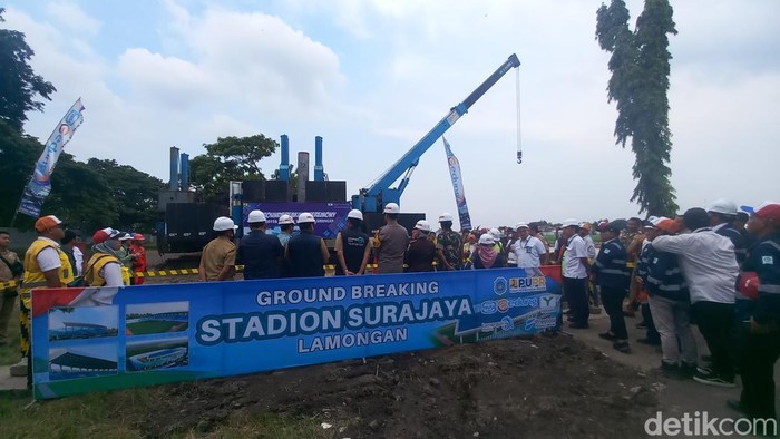 Groundbreaking Stadion Surajaya