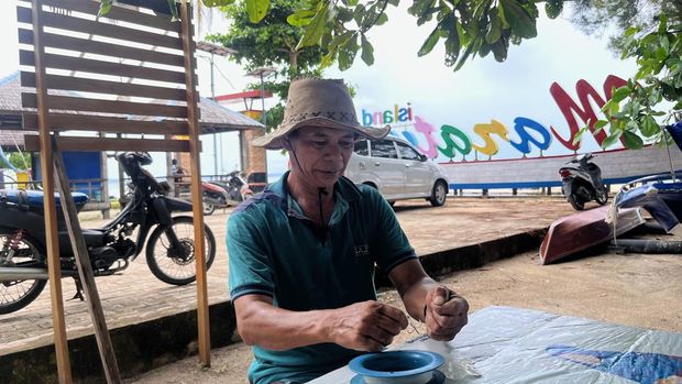 Kegiatan masyarakat di Pulau Maratua