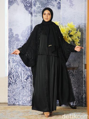 Koleksi Balthous Intimate Trunk Show: Never Too Late Collection.