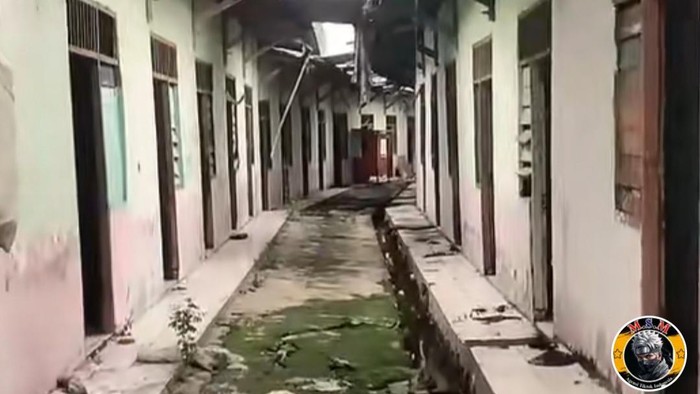 Kontrakan 1.000 pintu terbengkalai/Tangkapan Layar TikTok @vanesdoy46 Kontrakan 1.000 pintu terbengkalai/Tangkapan Layar TikTok @vanesdoy46