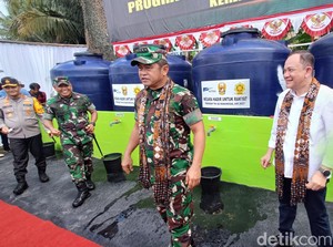 KSAD Maruli Resmikan Bantuan Sumber Air Bersih di Tipar Banyumas