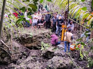 Beredar Foto Pria Disebut Pembunuh Bocah di Gua Buton Selatan, Polisi Bantah!