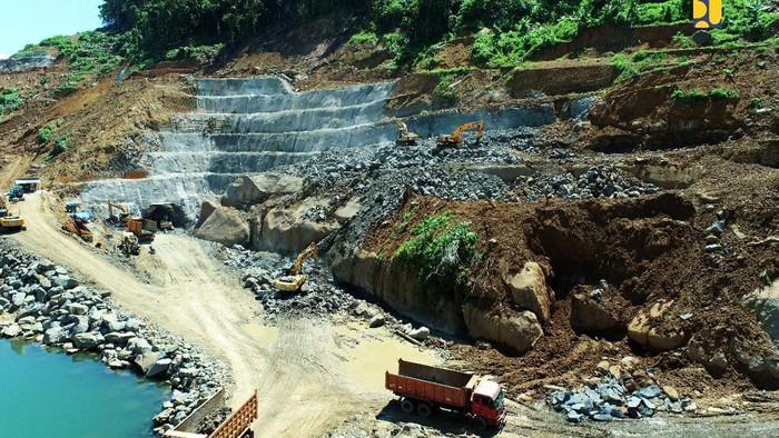 Penampakan Budong-Budong, Bendungan Pertama di Sulawesi Barat
