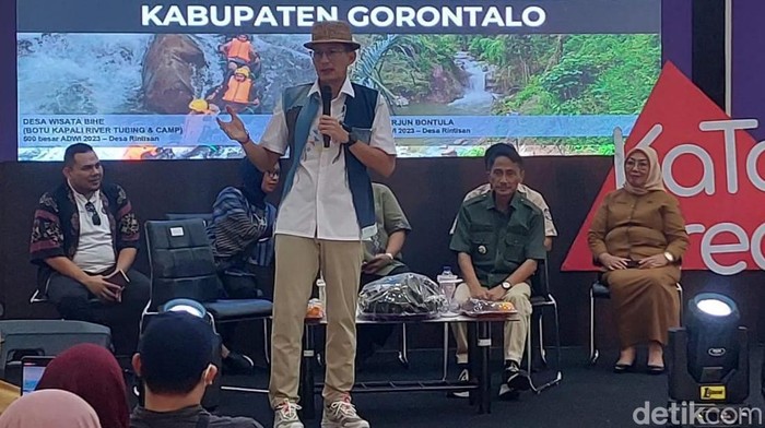 Menparekraf Sandiaga Uno saat kunjungan di Gorontalo.