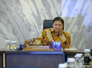 Airlangga Putuskan Ridwan Kamil Maju Pilgub Jabar atau Jakarta pada Juli