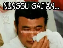 Momen Nunggu Gajian, Sabar... Sebentar Lagi Kok!