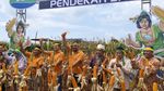 Keren! Petani di Lamongan Ini Panen Jagung Bioteknologi