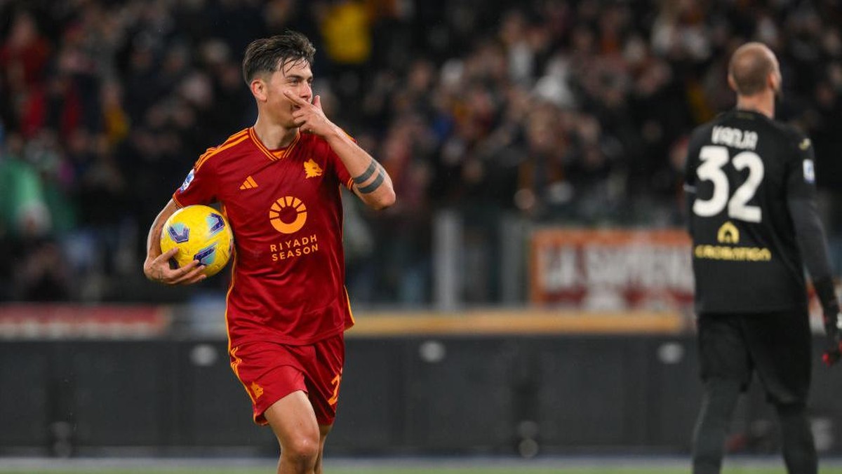 Paulo Dybala mencetak hat-trick untuk membawa AS Roma menang 3-2 atas Torino (Foto: AS Roma via Getty Images/Fabio Rossi)