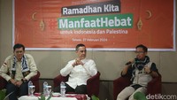 Rumah Zakat terus berkomitmen untuk membantu warga Gaza yang saat ini tengah berada di tragedi kemanusiaan  sejak 7 Oktober 2024. Hingga 26 Februari 2024, bersama mitra kolaborasi, Rumah zakat sudah menyalurkan bantuan berupa 51.500 Paket Makanan Siap Saji, 1.515 Paket Obat-obatan, 19.250.000 Liter Air Bersih, 3.640 Paket Superqurban, 700 Paket Pakaian Musim Dingin, 2 Titik Desalinasi Air Laut, 3 Unit Truk Logistik, 20 Unit Tenda, 207 Hygiene Kita, 2.532 Food Basket, 1.180 Paket Sayuran, 1.150 Aksi Siaga Sehat, dan 8 Unit Toilet Darurat. 