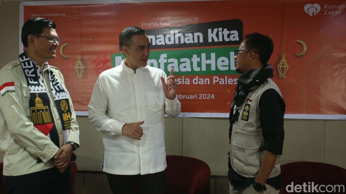 Rumah Zakat meluncurkan gerakan Ramadan Kita #ManfaatHebat untuk Indonesia dan Palestina. Rumah Zakat menargetkan membantu 350 ribu penerima manfaat.
