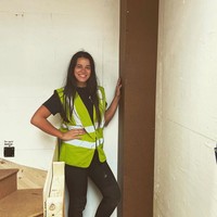 Saoire mengatakan ia bisa melakukan pekerjaan pria dengan baik dan ingin menunjukkannya kepada publik. Foto: Instagram