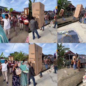 Seserahan pernikahan perlengkapan rumah mendadak bikin heboh karena seperti orang ingin pindah rumah di Pati, Jawa Tengah. Seserahan pernikahan perlengkapan rumah mendadak bikin heboh karena seperti orang ingin pindah rumah di Pati, Jawa Tengah.