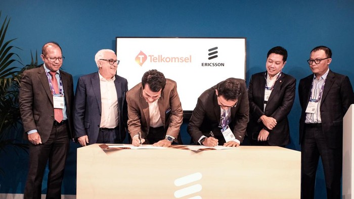 Telkomsel menjalin kolaborasi strategis bersama Ericsson dalam pemanfaatan Radio Access Network (RAN) Energy Efficiency guna mengeksplorasi teknologi 5G Standalone (SA).
