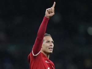 Van Dijk Ingatkan Manajemen Liverpool gegara Tak Kunjung Belanja Pemain