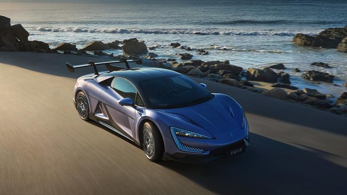YangWang U9, Supercar BYD seharga Rp 3 miliar.