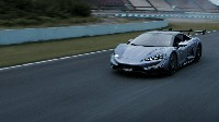 Kecepatan tertinggi resmi YangWang U9 mencapai 309,19 km/jam. Mobil ini telah diuji di Sirkuit Internasional Shanghai dengan catatan waktu lap 2 menit 17,65 detik. Foto: Dok. YangWang