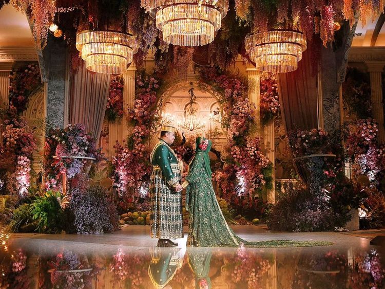 Foto Royal Wedding Anak Mentan Andi Amran Sulaiman, Mewah Usung Adat Bugis