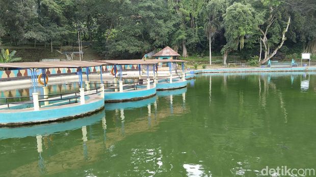 Balong Cigugur Kuningan