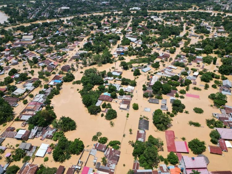Banjir Bandang Landa Bolivia, Ratusan Keluarga Dievakuasi