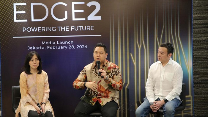 Bisnis Data Center di Indonesia Terus Berkembang PT Ekagrata Data Gemilang meluncurkan fasilitas pusat data keduanya di jantung kota Jakarta bernama EDGE2. EDGE2 menambah ramai bisnis data center di Indonesia.