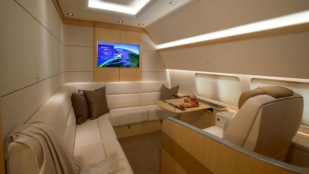 Boeing Business Jet Max 7