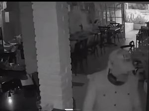 Asmara Pria Rusia Kandas, Mengamuk Bawa Kapak ke Restoran Kemudian
