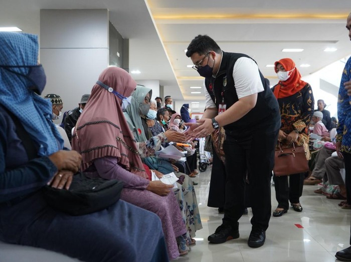 Bupati Kediri Hanindhito Himawan Pramana.