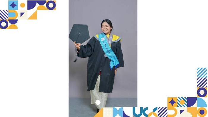 Cerita Magda, anak tukang bangunan yang raih predikat cumlaude dari UNS dan langsung bekerja di Bank indonesia.