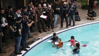 Diketahui, dari hasil rekaman CCTV di kolam renang Duren Sawit, Jakarta Timur, tersangka Yudha Arfandi menenggelamkan Dante sebanyak 12 kali. Aksi itu dia lakukan dengan durasi waktu yang berbeda-beda, dan paling lama 54 detik.