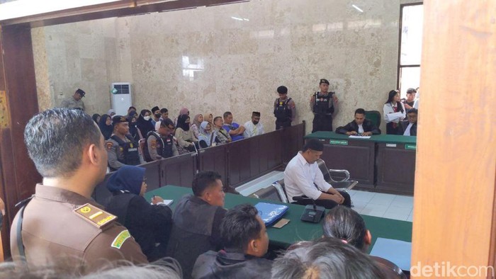Edi Purwanto pembunuh pasutri di Tulungagung saat sidang putusan