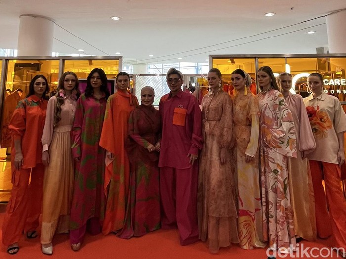 Foto CEO Donna Privé, Muliani Alif Lakoreasa. Brand yang berasal dari Banjarmasin. Kalimantan Selatan, kini membuka pop-up store di Senayan City, Jakarta