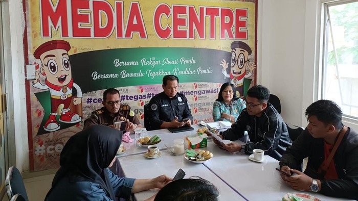 Gakkumdu Tana Toraja umumkan caleg PSI jadi tersangka kasus pemalsuan data.