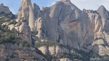 Menangkap keindahan Montserrat, Spanyol. Foto: Agus Tri Haryanto/detikINET