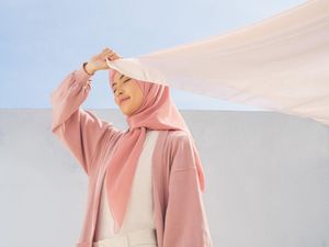 3 Cara Mencuci dan Menyimpan Hijab Agar Awet, Tidak Mudah Rusak