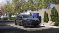 Honda CR-V e:FCEV dilengkapi dengan sistem fuel cell yang dikembangkan bersama oleh Honda dan General Motors (GM) melalui Fuel Cell System Manufacturing LLC di Brownstown, Michigan, Amerika Serikat.  Foto: Honda